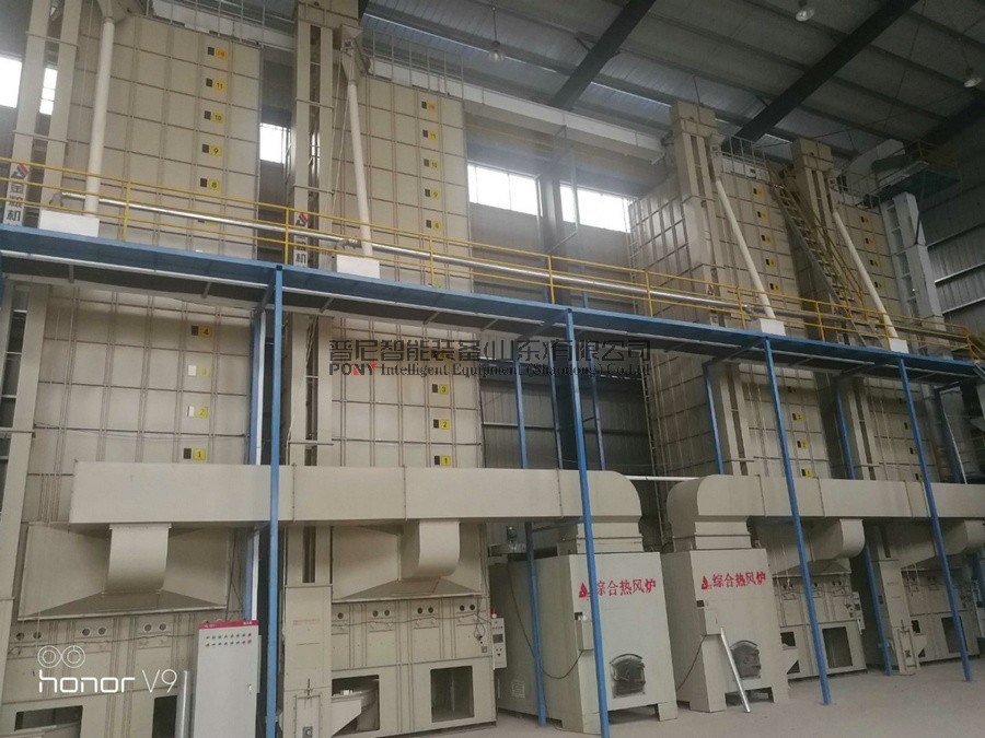 湖北4臺30噸客戶現(xiàn)場