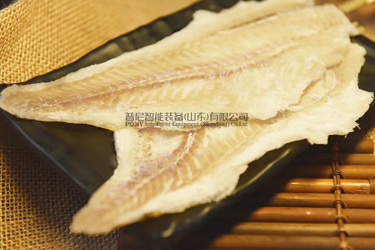 使用空氣能鱈魚烘干機(jī)制作鹽漬鱈魚片